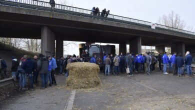 Photo of Les agriculteurs flamands ont quitté leurs barrages de Bergues et Seclin pour rejoindre Paris